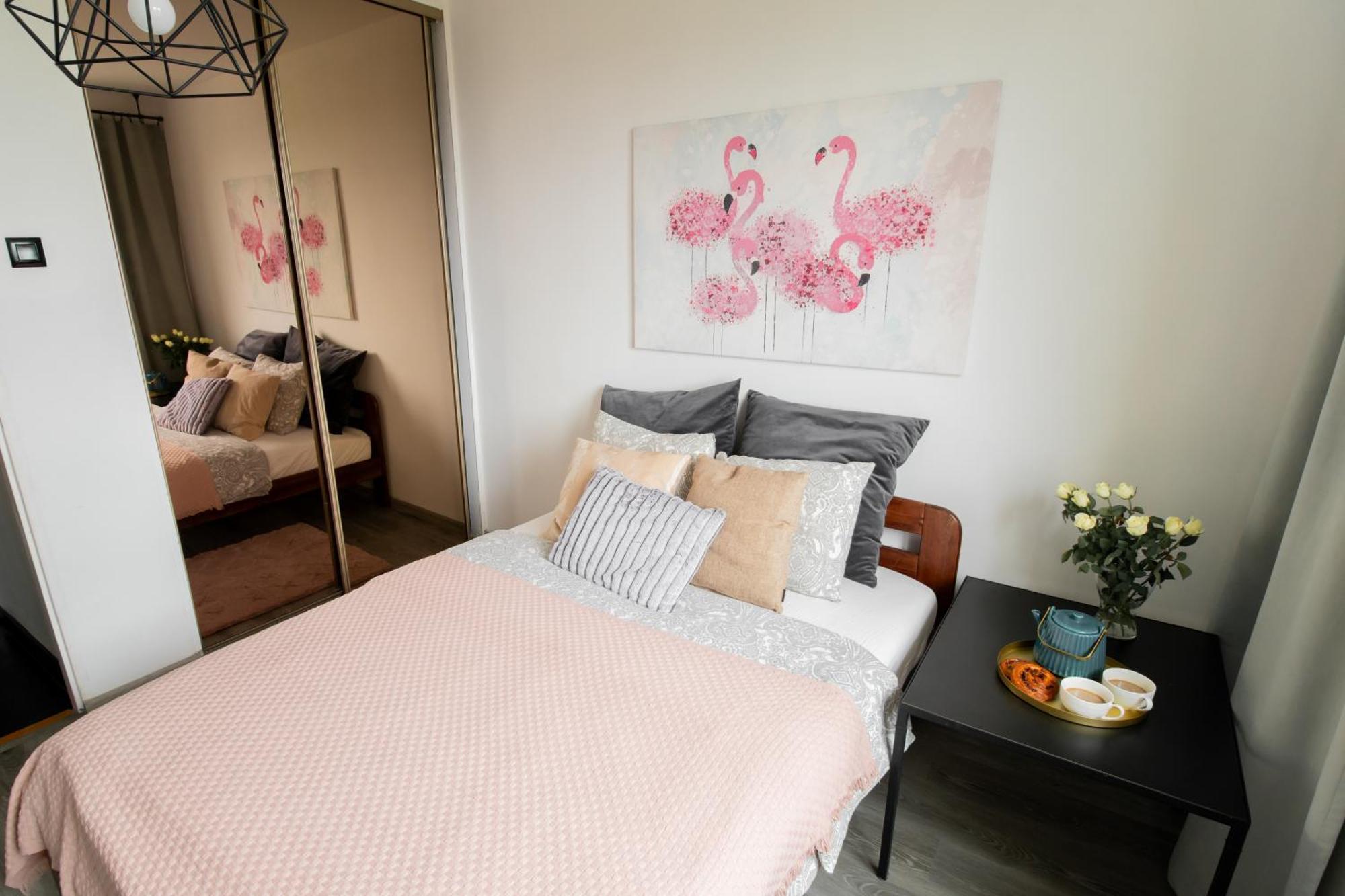 Piotrapartments - Daleka Cozy Train&Airport Apartment Varsovia Exterior foto