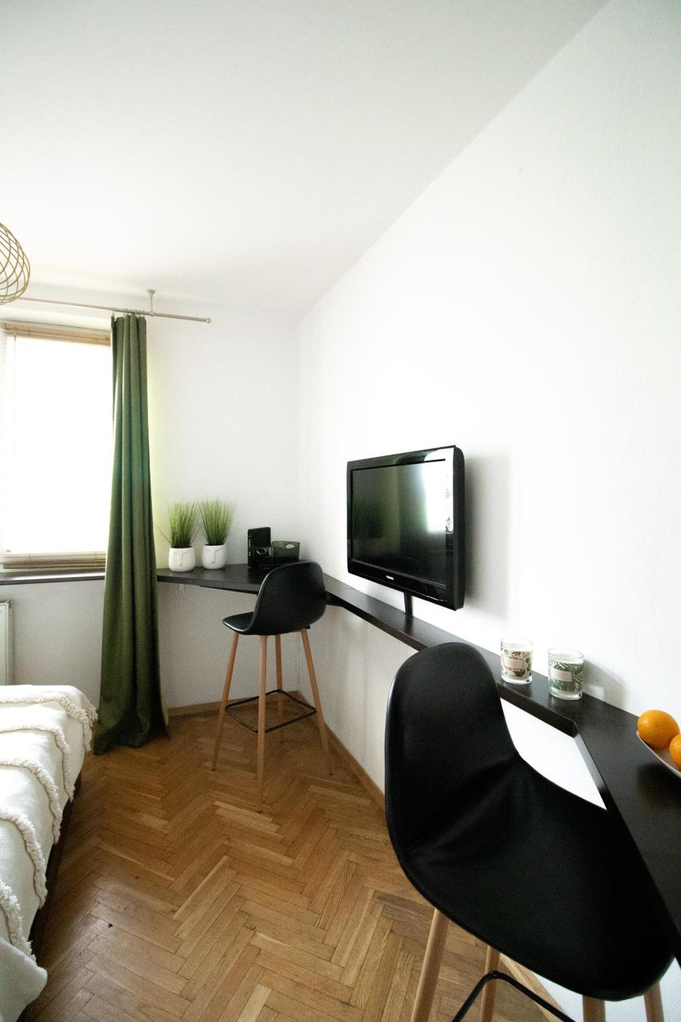 Piotrapartments - Daleka Cozy Train&Airport Apartment Varsovia Exterior foto