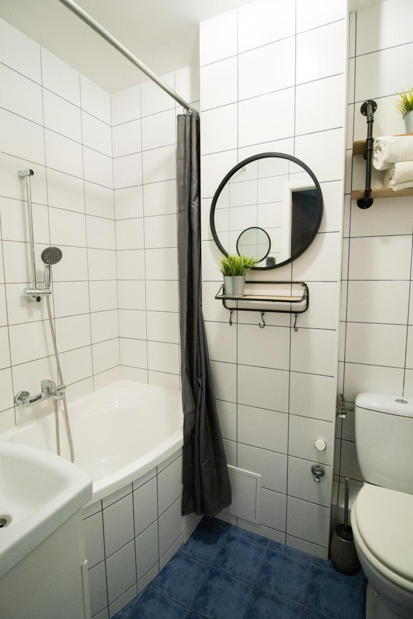 Piotrapartments - Daleka Cozy Train&Airport Apartment Varsovia Exterior foto